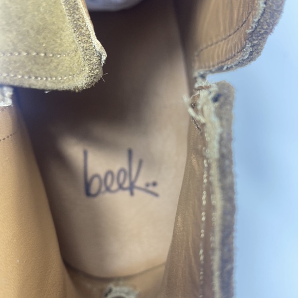 Beek Falcon Suede Ankle Boot NWOB size 10 on shoe, but more like a 12 - Picture 3 of 8